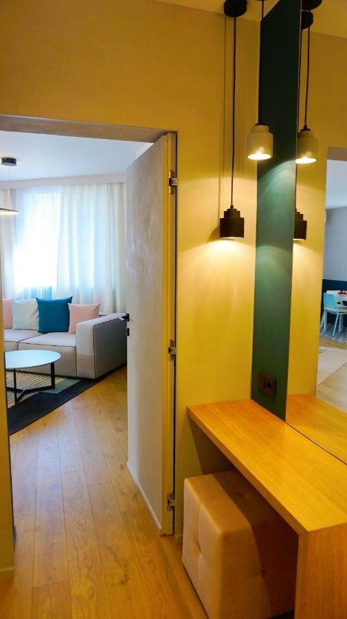 Апартамент Жасмин С Частен Гараж - Jasmin Apartment With Private Garage Warna Zewnętrze zdjęcie