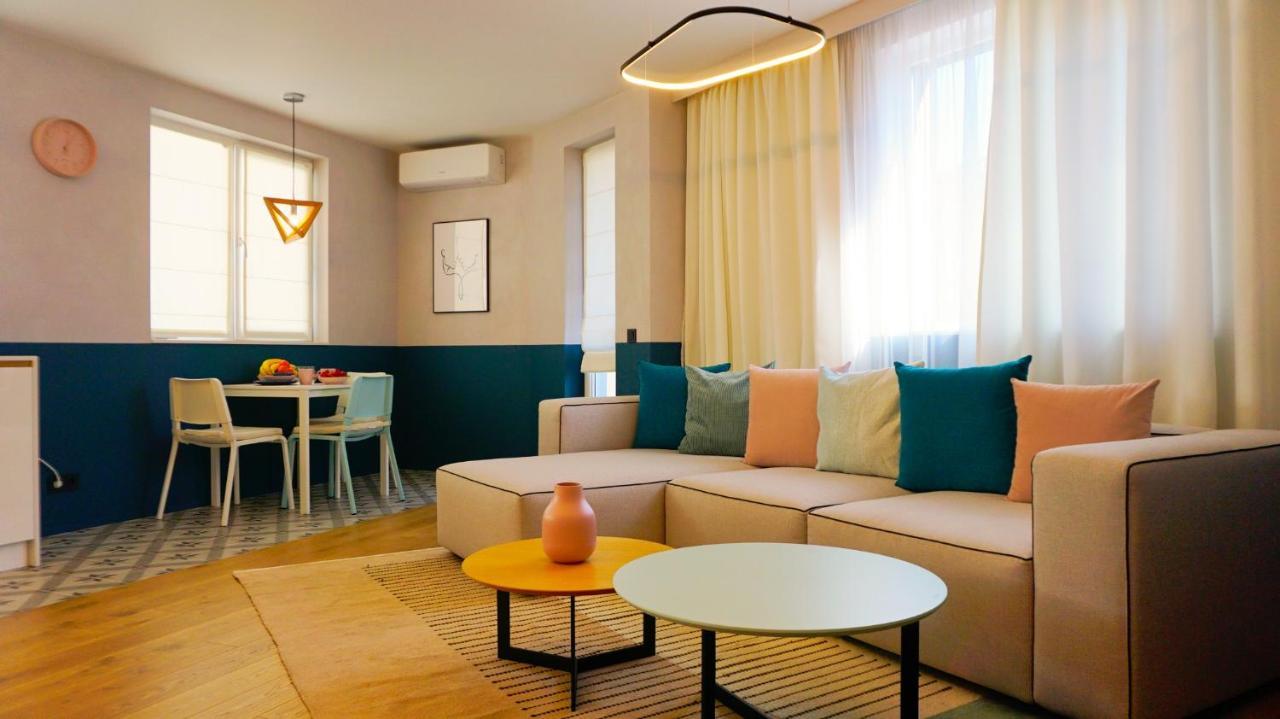 Апартамент Жасмин С Частен Гараж - Jasmin Apartment With Private Garage Warna Zewnętrze zdjęcie