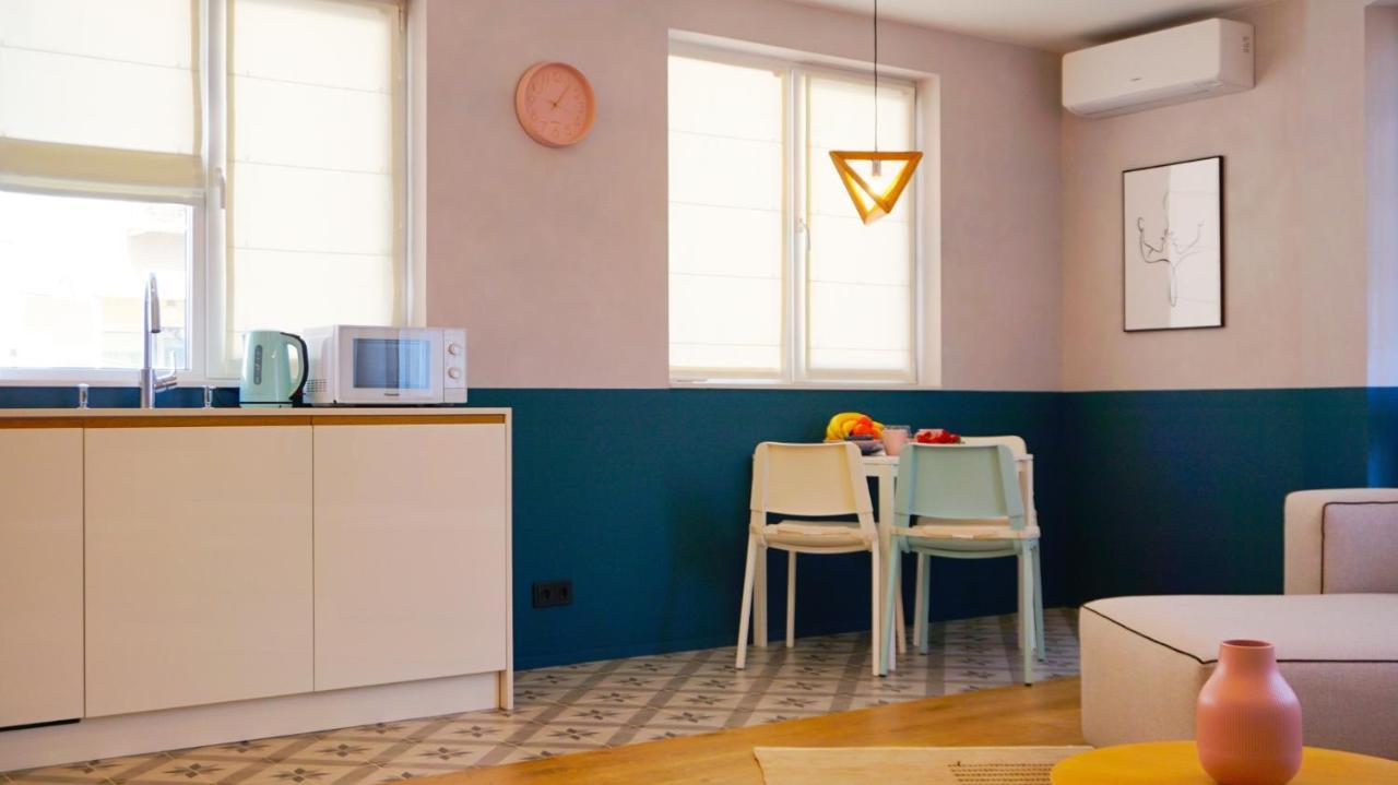 Апартамент Жасмин С Частен Гараж - Jasmin Apartment With Private Garage Warna Zewnętrze zdjęcie