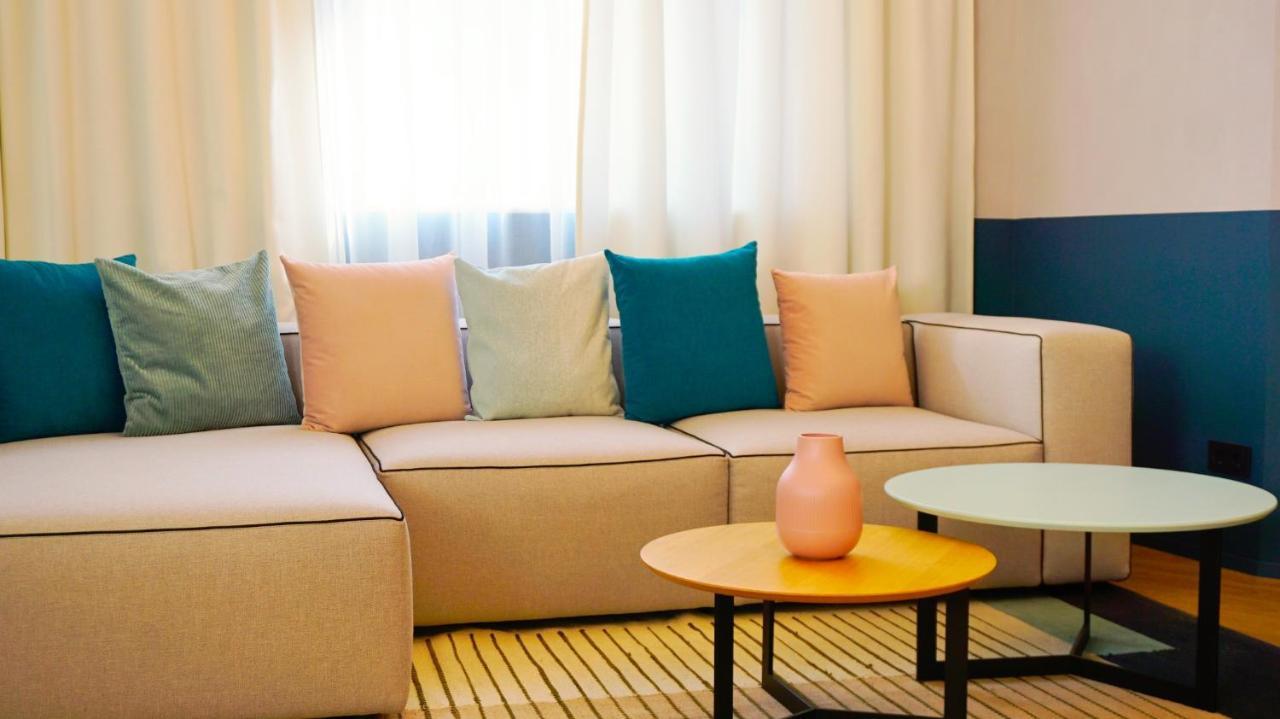 Апартамент Жасмин С Частен Гараж - Jasmin Apartment With Private Garage Warna Zewnętrze zdjęcie